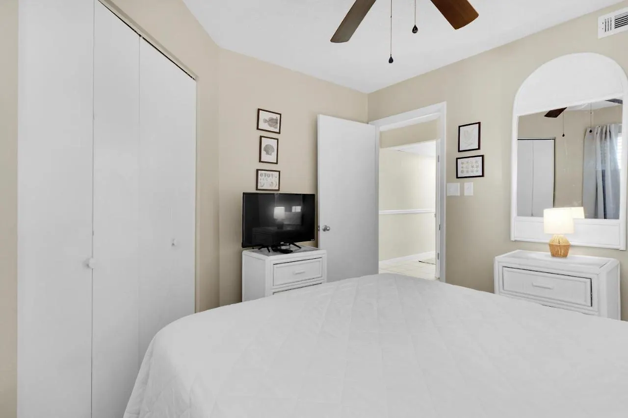 Aquavista 404E Apartment Panama City Beach 0*,  United States