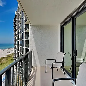  Apartment Edgewater Tower Iii 607